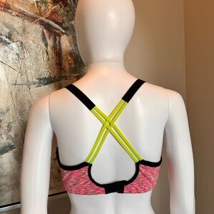 Victoria’s Secret Sports Bra Good Condition